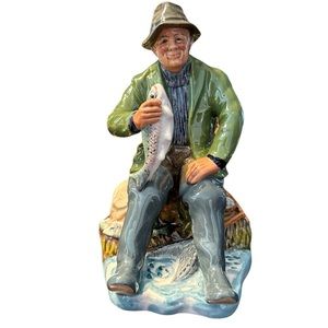 Vintage! Incredible Royal Doulton "A Good Catch" HN 2258 Figurine!